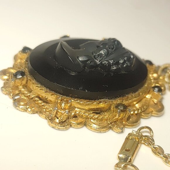 Victorian Style Cameo Pendant Necklace Gold Tone  Black Onyx  Chain - Picture 9 of 10